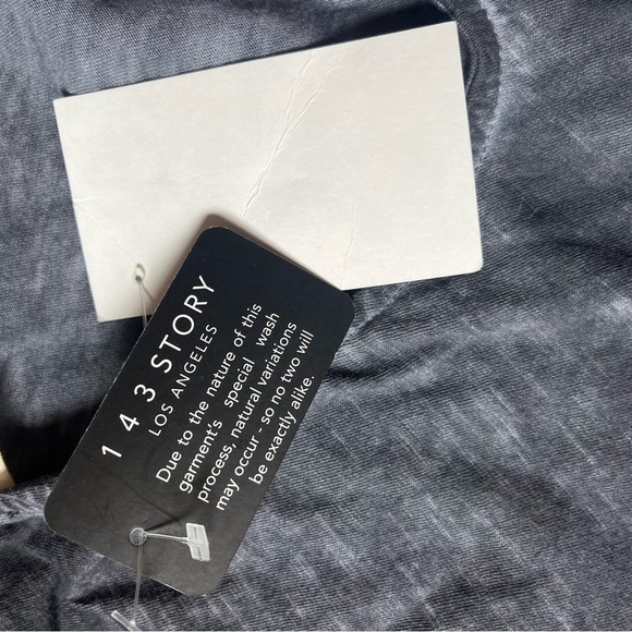 143 Story by Line up, Long Sleeve Tee, Grey distressed Size Small - Picture 5 of 8